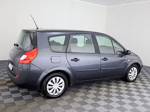 Renault Grand Scenic Comfort 1.5 dCi 78kW (3 foto / 8)