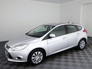 Ford Focus Comfort 1.6 TDCi 70kW (2 foto / 7)