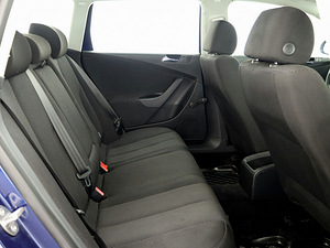 Volkswagen Passat Comfortline 1.6 85kW (7 foto / 7)