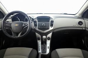Chevrolet Cruze Comfort ATM 1.6 83kW (5 foto / 7)