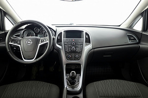 Opel Astra Tourer Facelift 1.7 CDTi 81kW (5 foto / 7)