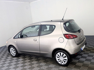 Mitsubishi Colt Facelift 1.3 70kW (4 foto / 7)