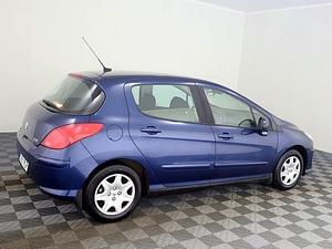 Peugeot 308 Elegance 1.6 HDi 80kW (3 foto / 7)