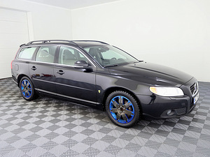 Volvo V70 Summum Facelift ATM 2.0 157kW (1 foto / 7)