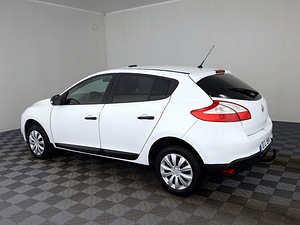Renault Megane Elegance 1.6 74kW (4 foto / 7)