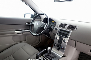 Volvo C30 Momentum 1.6 D4 80kW (5 foto / 7)