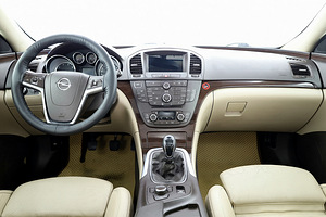 Opel Insignia Sports Tourer Cosmo 2.0 CDTi 118kW (5 foto / 8)