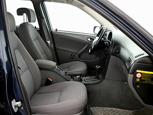 Saab 9-5 Comfort ATM 2.0 110kW (6 foto / 7)