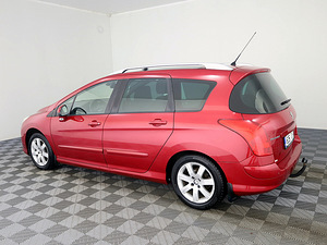 Peugeot 308 Facelift 1.6 88kW (4 foto / 8)