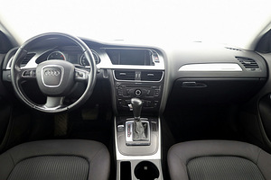 Audi A4 Comfortline Quattro ATM 3.0 TDI 176kW (5 foto / 7)