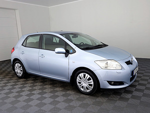 Toyota Auris Linea Sol ATM 1.4 D-4D 66kW (1 foto / 8)