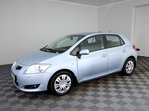 Toyota Auris Linea Sol ATM 1.4 D-4D 66kW (2 foto / 8)