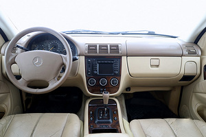 Mercedes-Benz ML 270 Luxury ATM 2.7 CDI 120kW (5 foto / 7)
