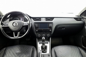 Skoda Octavia Highline ATM 1.5 96kW (5 foto / 7)