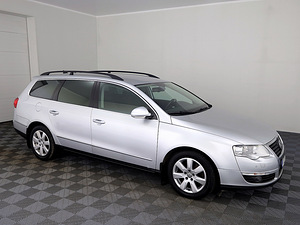 Volkswagen Passat Comfortline Facelift ATM 2.0 TDI 103kW (1 foto / 7)
