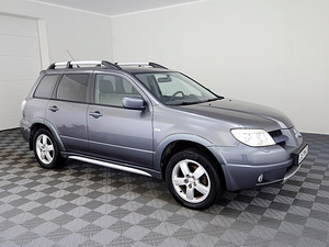 Mitsubishi Outlander Comfort 4x4 LPG ATM 2.4 118kW (1 foto / 8)