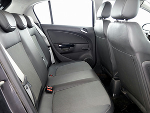 Opel Corsa Elegance ATM 1.2 59kW (7 foto / 7)
