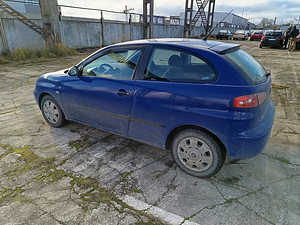 SEAT Ibiza Comfortline Facelift 1.4 55kW (4 foto / 6)