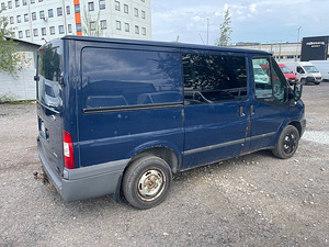 Ford Transit Tourneo Facelift 2.2 TDCi 74kW (3 foto / 8)