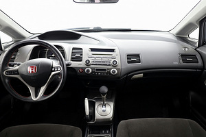 Honda Civic Sport ATM 1.8 103kW (5 foto / 7)