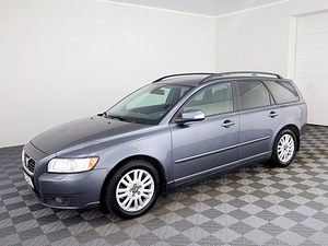 Volvo V50 Estate Facelift ATM 2.4 103kW (2 foto / 7)
