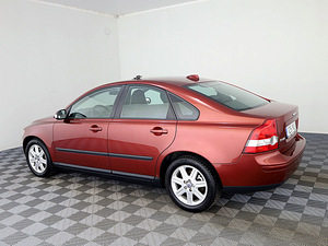 Volvo S40 Summum ATM 2.4 103kW (4 foto / 7)