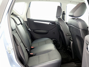Mercedes-Benz A 160 Avantgarde Facelift 1.5 70kW (7 foto / 8)