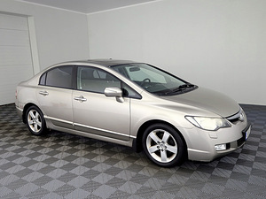 Honda Civic Elegance ATM 1.8 103kW (1 foto / 7)