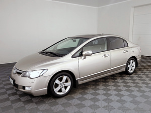 Honda Civic Elegance ATM 1.8 103kW (2 foto / 7)
