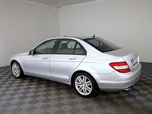 Mercedes-Benz C 220 Elegance ATM 2.1 CDI 125kW (4 foto / 7)