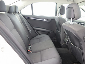 Mercedes-Benz C 220 Elegance ATM 2.1 CDI 125kW (7 foto / 7)