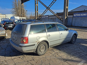 Volkswagen Passat Comfortline Facelift 1.9 TDI 96kW (3 foto / 7)