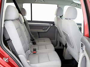 Volkswagen Touran Comfortline Facelift 1.9 TDI 77kW (7 foto / 7)