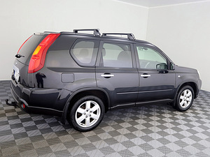 Nissan X-Trail Comfort 4x4 ATM 2.5 124kW (3 foto / 7)