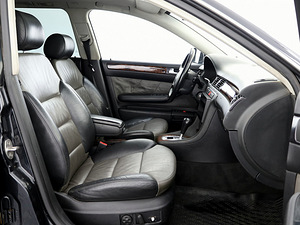 Audi Allroad Luxury ATM 2.5 TDI 132kW (6 foto / 7)