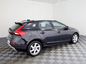Volvo V40 Cross Country Summum 4x4 AWD ATM 2.0 132kW (3 foto / 7)