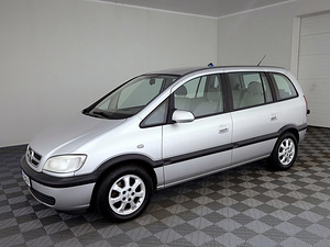 Opel Zafira Comfort ATM 2.0 CDTi 74kW (2 foto / 8)