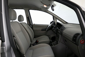Opel Zafira Comfort ATM 2.0 CDTi 74kW (6 foto / 8)