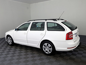 Skoda Octavia VRS 2.0 TDI 125kW (4 foto / 8)