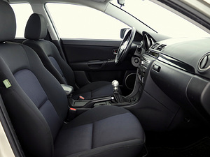 Mazda 3 Facelift 1.6 77kW (6 foto / 7)