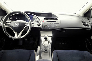 Honda Civic Elegance 1.3 61kW (5 foto / 7)