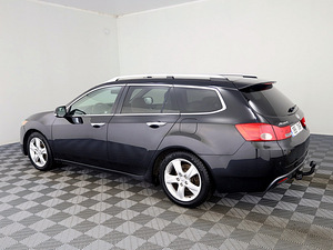 Honda Accord Luxury ATM 2.2 i-DTEC 110kW (4 foto / 7)
