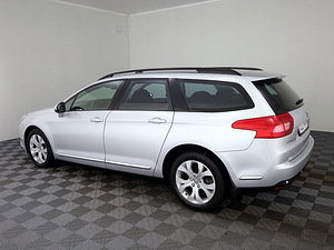 Citroen C5 Elegance Facelift ATM 1.6 115kW (4 foto / 9)