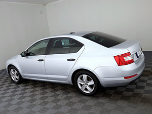 Skoda Octavia Comfortline Facelift LPG 1.2 63kW (4 foto / 8)
