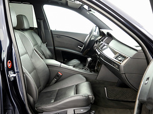 BMW 530 xDrive M-Pakett Facelift ATM 3.0 xD 170kW (6 foto / 9)