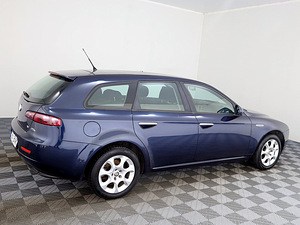 Alfa Romeo 159 Sport 1.9 JTD 110kW (3 foto / 7)