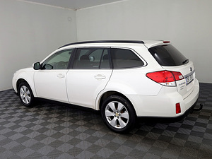 Subaru Outback Comfort AWD 2.0 TD 110kW (4 foto / 8)