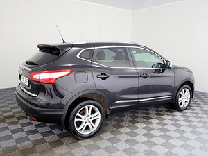 Nissan Qashqai Tekna 1.2 85kW (3 foto / 8)