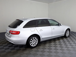 Audi A4 Comfortline Facelift ATM 2.0 TDI 105kW (3 foto / 8)