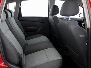Chevrolet Aveo Facelift 1.2 62kW (7 foto / 7)